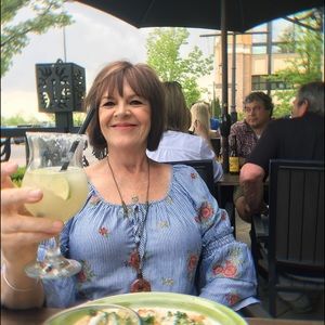 Meet your Posher, Luanne